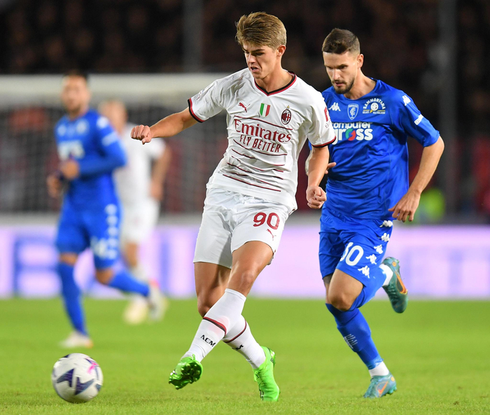 间情感与激 间情感与激