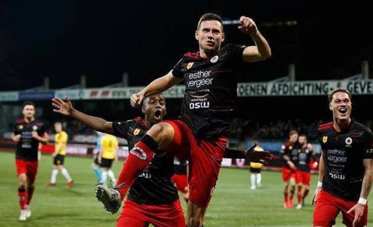 苏超冠军城 苏超冠军城